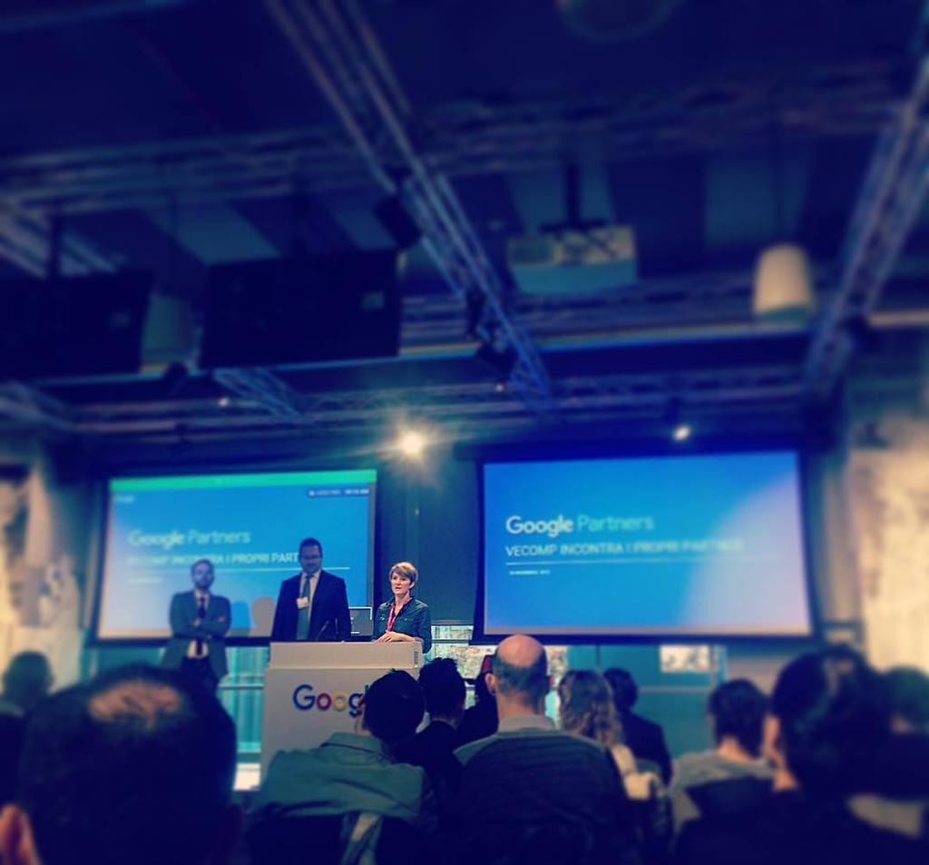 mariomoroni's tweet image. [google] Giornata insieme a Vecomp per web, marketing e piattaforme
#vecomp #milano #google ift.tt/1IiOCTL