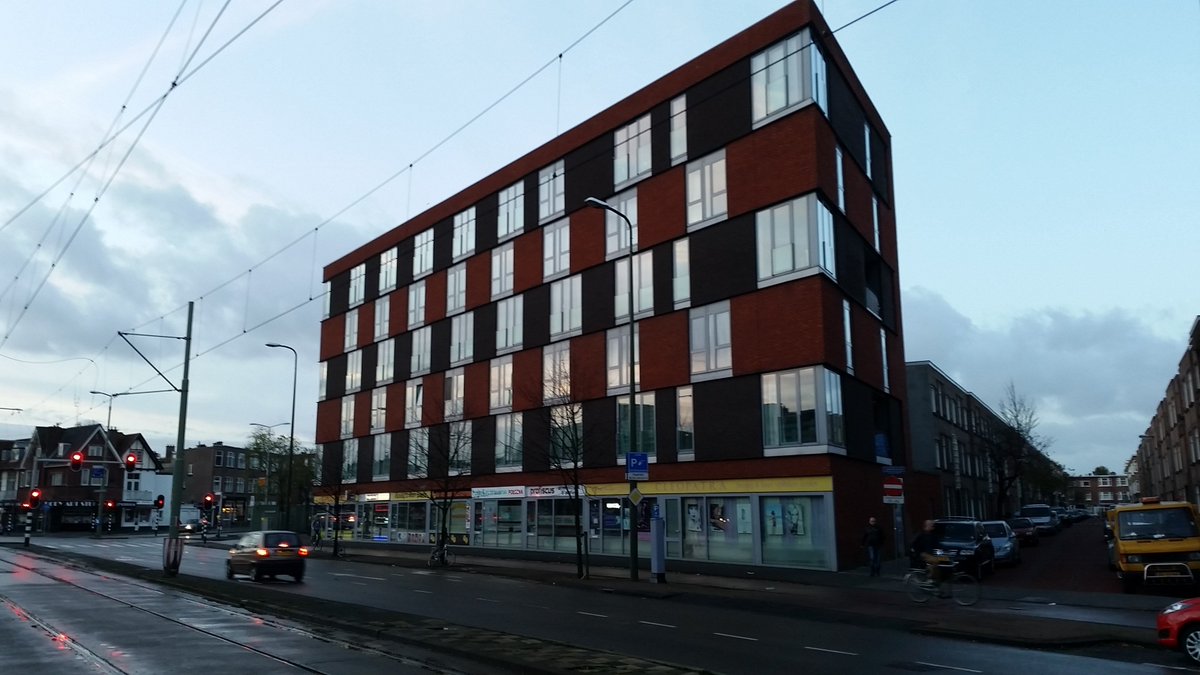 M2_ServicesBV's tweet photo. Project Laakheul, den Haag gestart: geluid en tochtvrij maken de woningen in de appartementencomplexen #M2servicesBV https://t.co/xnKURPE88i