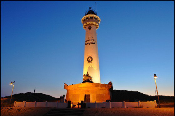 Zaterdag a.s. 'doen' we de Van Speyck vuurtoren in Egmond tijdens de @FjoertoerEgmond #lightup #projectie #zin
