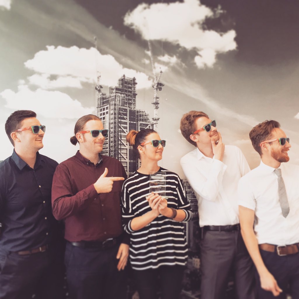 CassieBendall's tweet image. Side profiles 😎#DevelopHERawards #googleswag