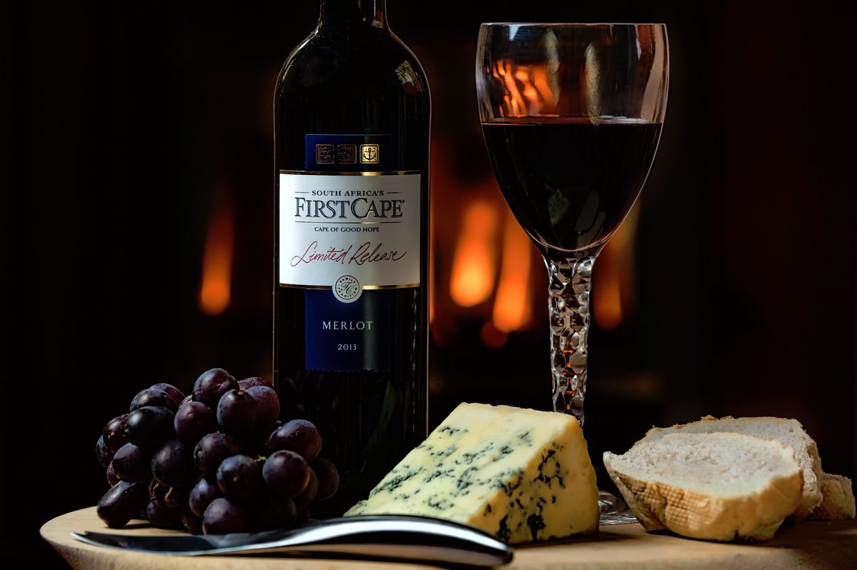 FirstCape_Wines's tweet photo. Celebrating @cheeseawards pairing with our delicious Limited Release Merlot save 25% when you buy 6 or more @Tesco https://t.co/OBxZwD4Mc6