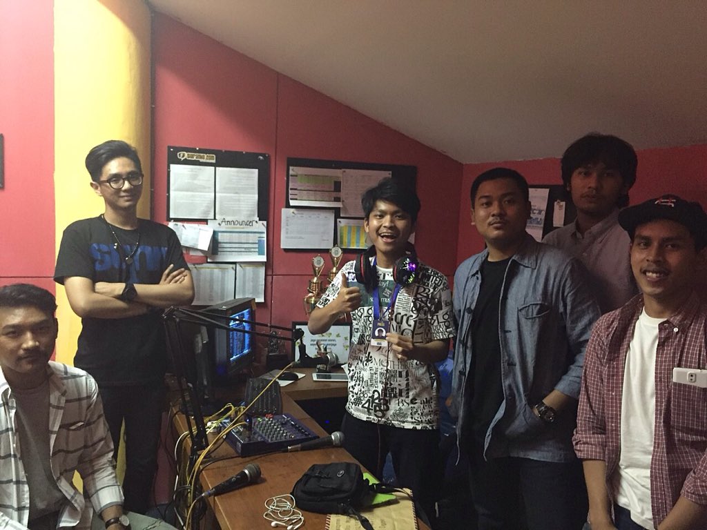 Our team with <a href="/rtcuifm/">107,9 RTC UI FM</a>, thank you for the invitation guys!