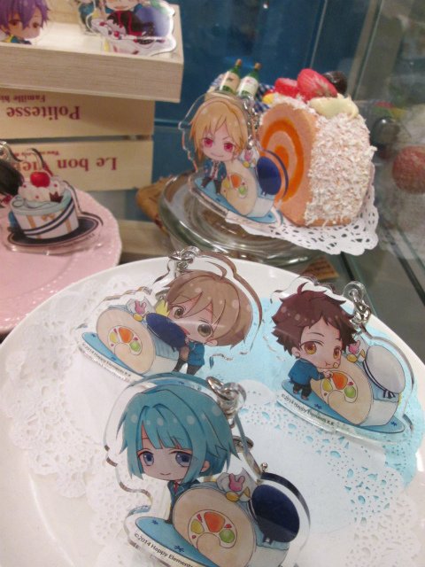 アニメイトカフェ池袋 No Twitter あんさんぶるスターズ アニメイトカフェ池袋 可憐なロールケーキのra Bitsと上品なケーキ のknightsとチョコミント イチゴミントどちらも可愛いアイスの2wink T Co K6b1v3titi