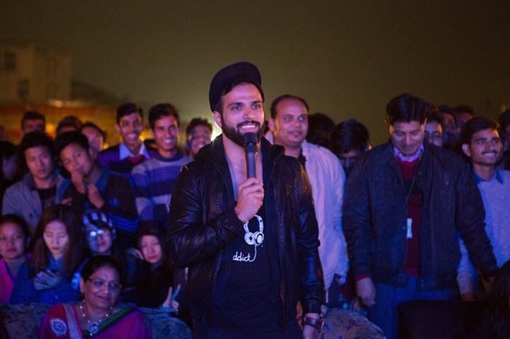 Embedded image permalink