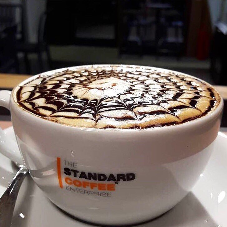 CoffeeStandard's tweet photo. Sevgili @aliyilkin 'ın bi' kahve istediğini geri çevirsek olmazdı👍🏻#standardcoffee #StudioSantral #BilgiÜniversitesi https://t.co/7lAXUO8fNP