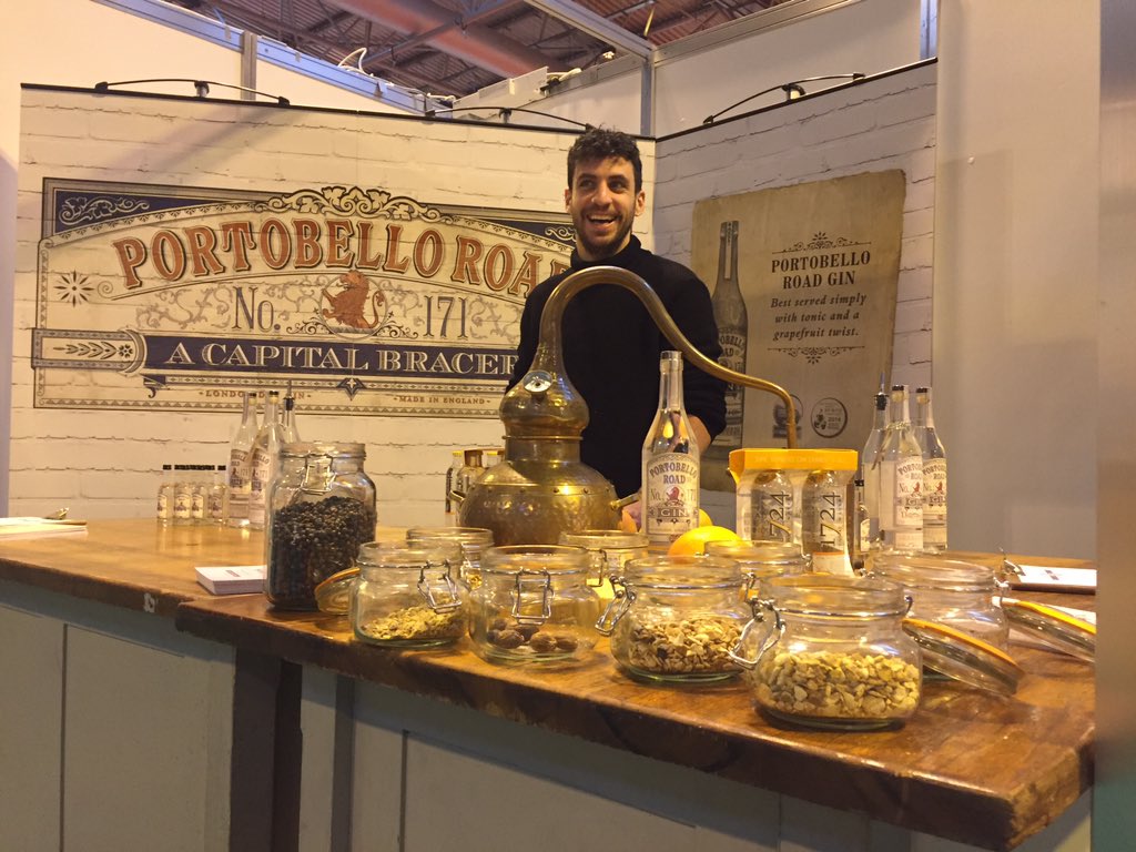 Portobello_Gin's tweet photo. Tom & Prince are @BBCGoodFoodShow this weekend, go and say hello if you're there, we're stand U244! #GFSPhotobomb https://t.co/cnl9nPnBJD