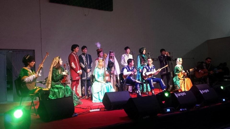 AhmetYeseviUni's tweet photo. Ahmet Yesevi Uluslararası Türk-Kazak Üniversitesi Yesevi Sanat Topluluğu Samsunda
https://t.co/kz6Lm9jocZ https://t.co/QxCljin4ZG