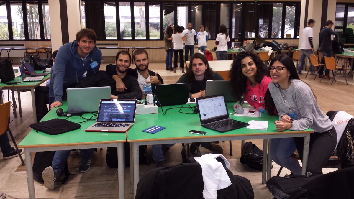 HackUNIVPM2015's tweet photo. Ecco i gruppi! https://t.co/ro5iTmmYtK