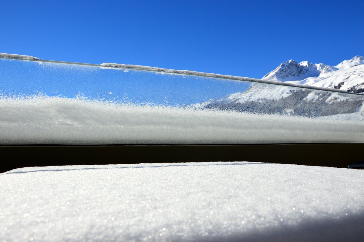 #Snowflakesonyourskin,testing the #skislopes: WE LOVE #WINTER IN #DAVOS! #Aktivwinter #AlpineLifestyle #Parsenn #Ski
