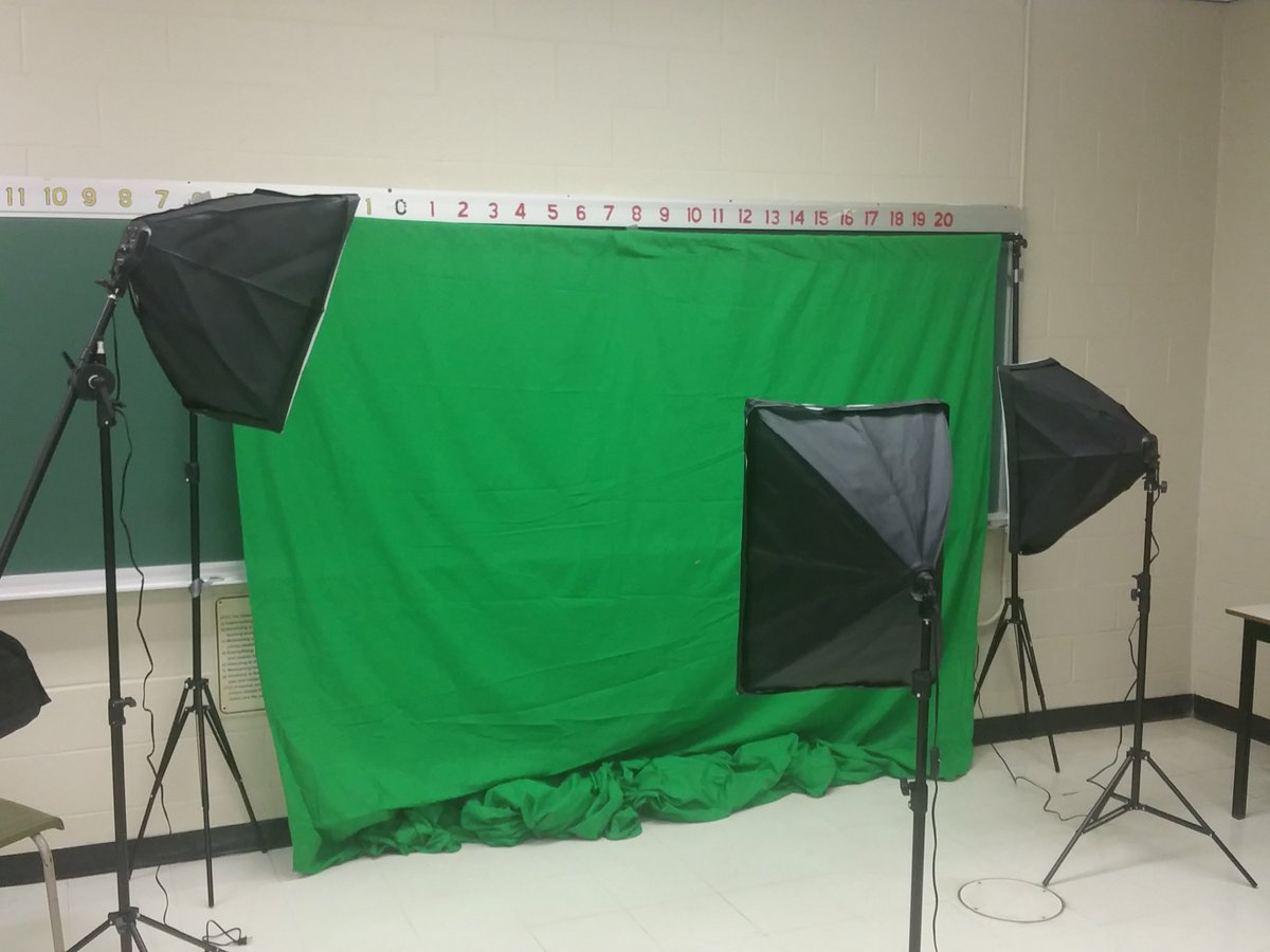 JORDENAMYERS's tweet photo. Green Screen I set up for DigPro @BBTNB https://t.co/VvRvPCIFCX