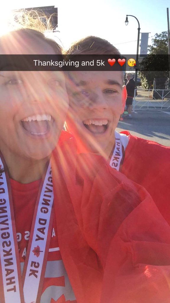Keepingitme_'s tweet photo. When your bf is a runner and forces you to wake up at 5am for a 5k 😭❤️😘 he's lucky I love him 😍 https://t.co/37vGgalTIQ