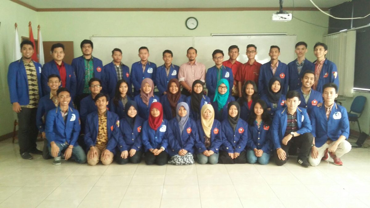 Selamat malam, alhamdulillah hari ini kpuk 2016 resmi di lantik, semoga kedepannya kpuk lebih sukses ya. Amin