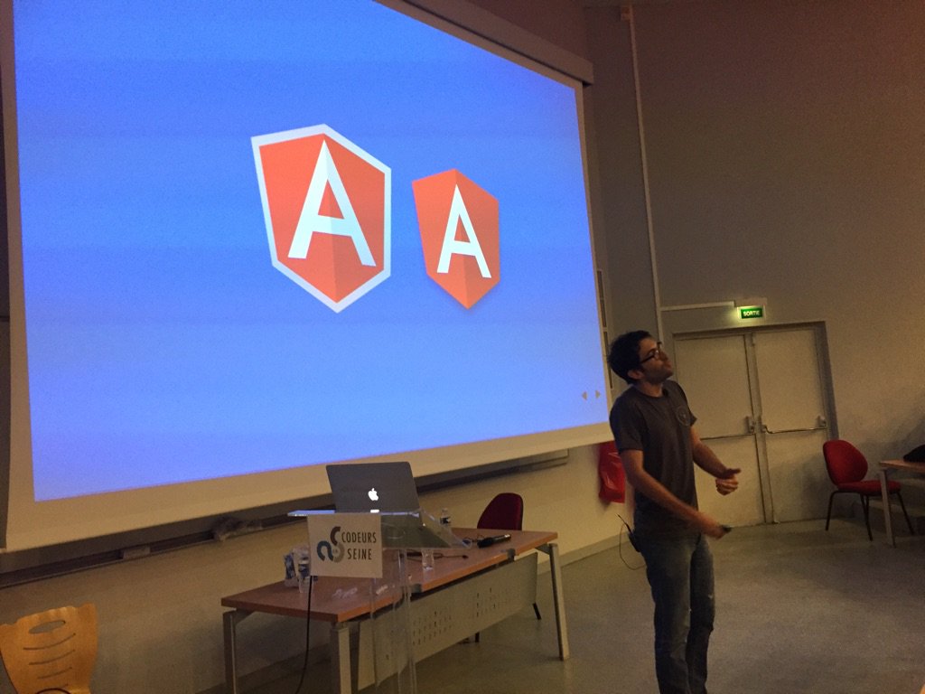codeursenseine's tweet image. C est partie pour angular en amphi D : #codeurs2015