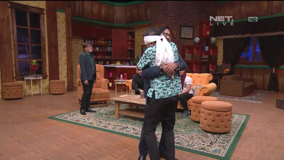 Duosolpet's tweet photo. Demo nya telat mang @aingsaswi hahaaaaa @Ini_Talkshow @newsuleprikitiw  #IniTalkshowANDRE https://t.co/rUxqImdO4Z