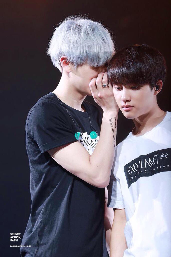 NAKADO12's tweet photo. #HappyChanyeoIDay
#HappyDelight #찬열아생일축하해 #찬열day #HappyYeolday
お誕生日おめでとう\(^o^)/
これからも明るくハッピーなチャニョルでいてね💟💟 https://t.co/yPVDDBNBrb