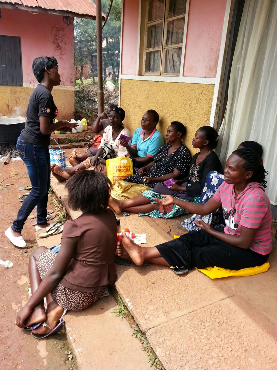 KasiitaMark's tweet photo. Pre #WAD2015 activities by @REACHAHAND PEA in Kawenpe Division. #IKnowKati @LucyLucianol @AICuganda @ntemid https://t.co/8egPhDVjzj