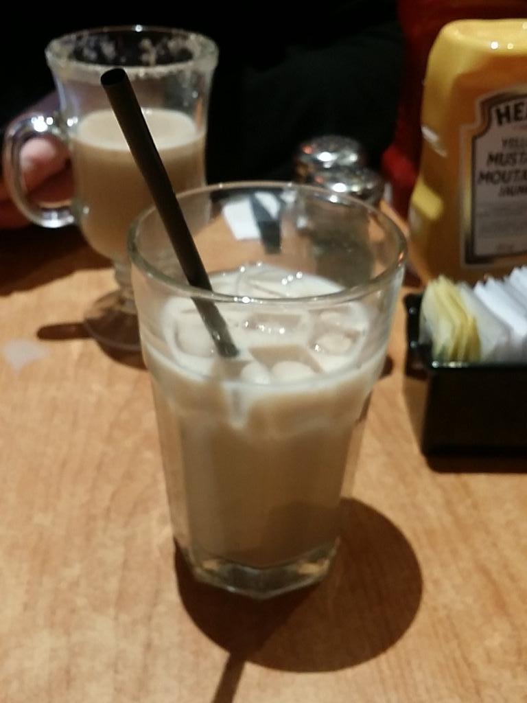 Chris_D_Rob's tweet photo. Finally the breakfast drinks have come! #GreyCup103 https://t.co/hdPYggdJH7
