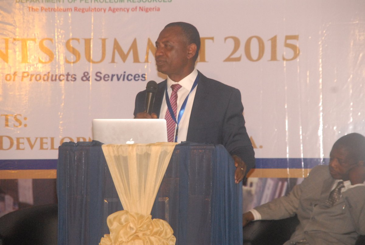 NigLubSummit's tweet photo. Mr Taiye Williams of @LubconIntl delivering his paper during the first plenary session today #NigLubSummit https://t.co/XMZA5Pm4RO