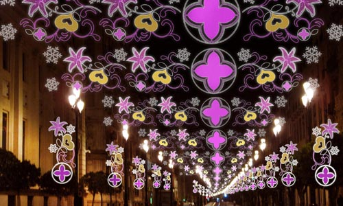 elcorreoweb's tweet photo. Así será la nueva Navidad: tres mapping en el centro y cuatro pistas de hielo y más... Mira: https://t.co/nnXBe5MVbG https://t.co/opUUNhnyEz