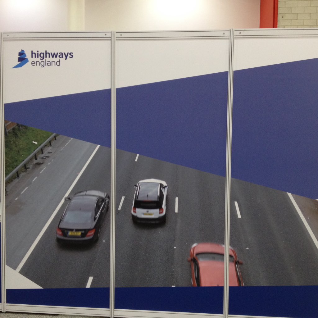 RienHuurman's tweet photo. BAM infra/nuttall geven #LE2AP presentatie op highways UL. In land met weinig recycling en ZOAB is LE2AP een sprong. https://t.co/U5TnE9bjMZ