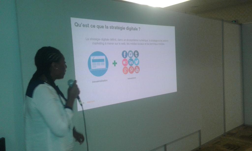 PeopleInput's tweet photo. Quelques précisions sur la stratégie digitale par Fanta Konaté Ly.
#SISIT
#Digital4Life https://t.co/lsuEMFpdAc