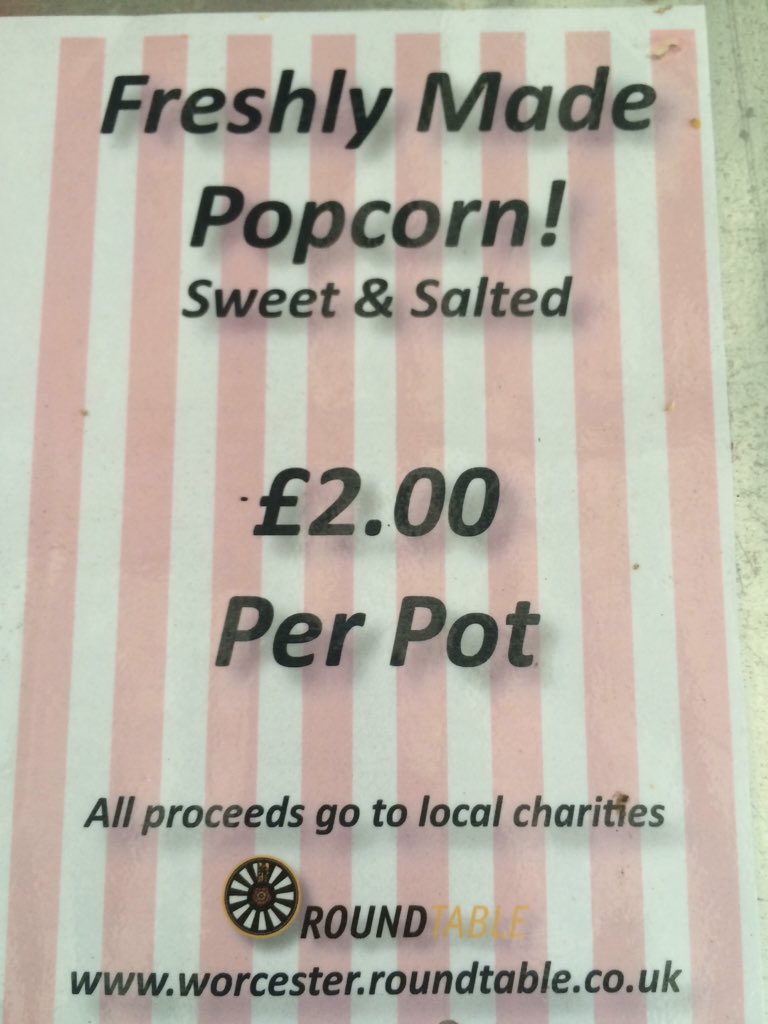 WorcesterTable's tweet image. We&apos;re off and running #worcestervictorianfayre