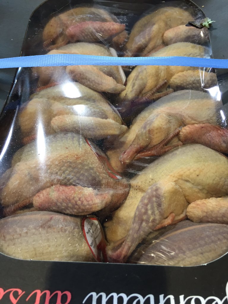 BenClassone's tweet photo. Squab Pigeon straight to @tomparkerchef for his evening of #french cuisine, enjoy @martinclassone https://t.co/cbBIsD7AIo