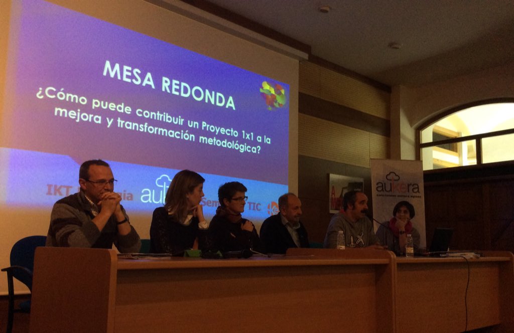 KristauEskola's tweet photo. Segunda mesa redonda: ¿cómo puede contribuir un proyecto 1x1 a la mejora y transformación metodológica? #auKEra1x1 https://t.co/j8vyqalSIC