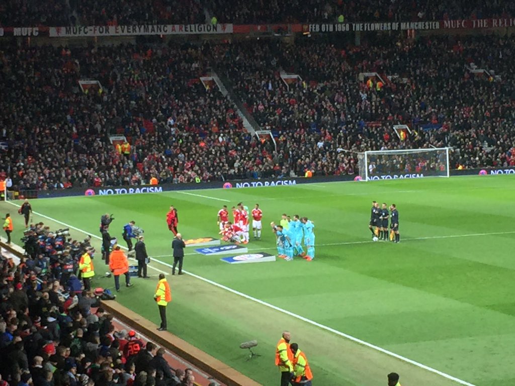 Arjan_Blom's tweet photo. Avondje Manchester... #sfeerimpressie #manpsv #munpsv https://t.co/yzkJvpe60r