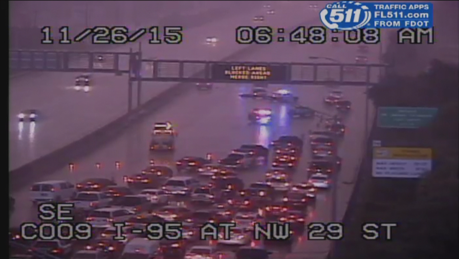 TRAFFIC ALERT: SB lanes of I-95 blocked after multi-vehicle crash at Airport Expressway local10.com/news/crash-cau… https://t.co/XkCoFRepXq