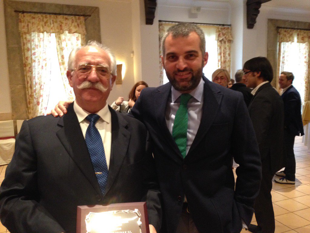 Molt contents perquè avui <a href="/CarrefourES/">Carrefour España</a> ens ha concedit el premi "A la mejor PYME agroalimentaria de Baleares"