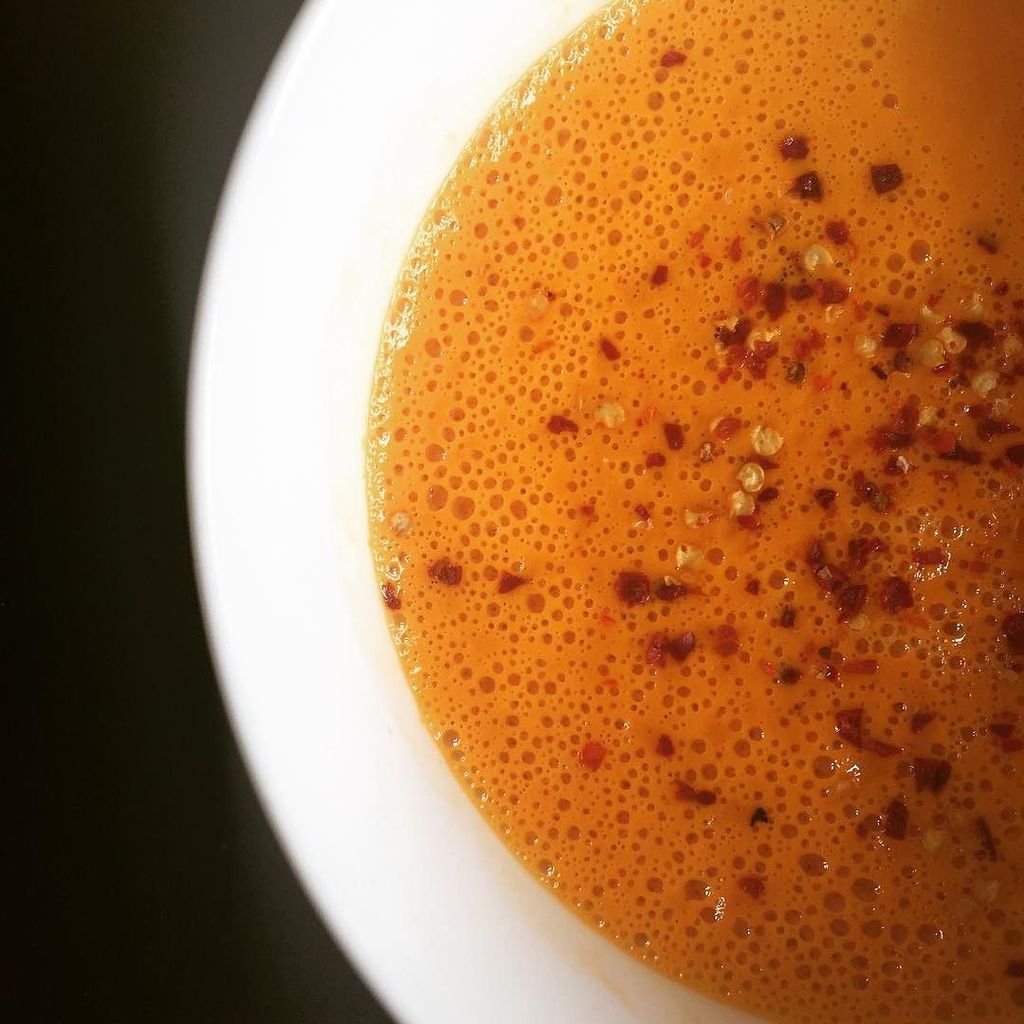 debsylee's tweet photo. Warming winter soup for lunch whizzed up in the #vitamix ~ #carrot #sweetredpepper #shallo… https://t.co/WnX3CUnJI4 https://t.co/A4GhaBXAV2