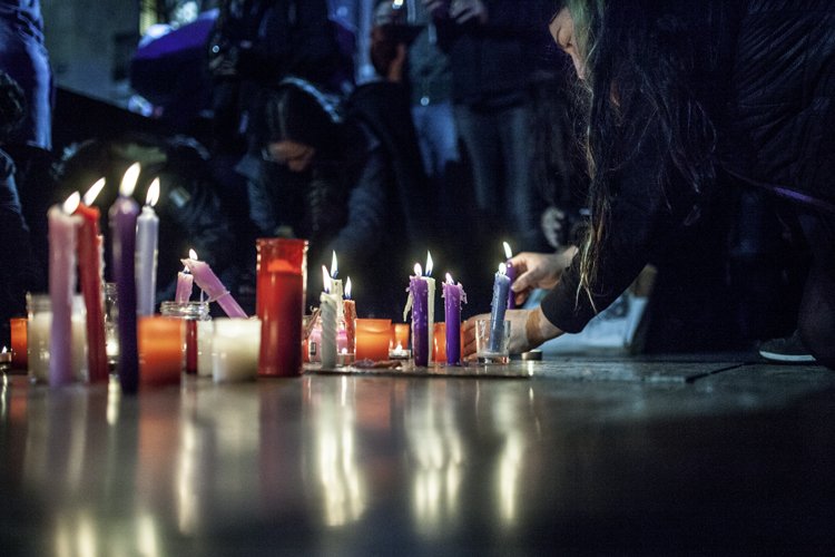 La_Directa's tweet photo. #Directa25N | Del negre al lila, amb l'autodefensa feminista. Fotos: @_ittos_ i @marcferra9 https://t.co/HntUteXGV8 https://t.co/qCF46j2NzO