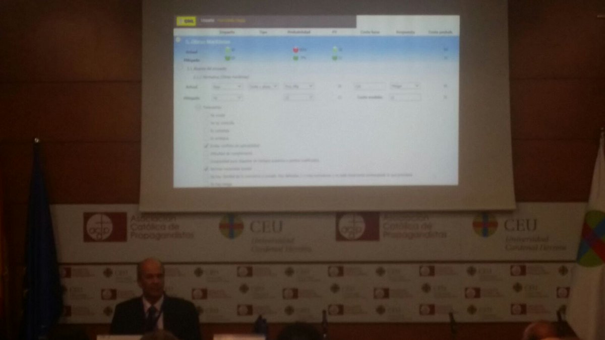 MasterDAPUV's tweet photo. Evaluación, mitigación y contingencia en #Gestión de #Riesgos presentado en las #pmivlc15.
#MasterDAP https://t.co/ybtTPgXPh1