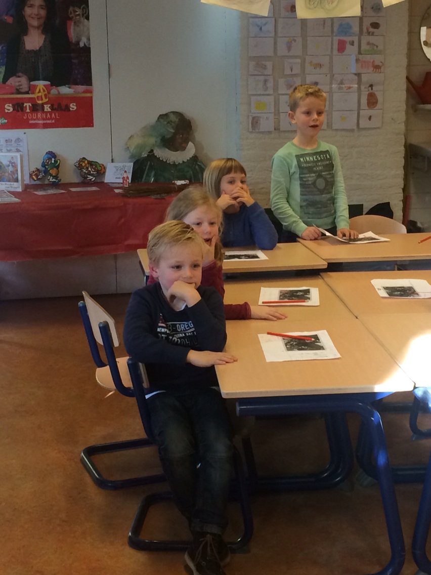 Crijnsschool's tweet image. Twinkelende ogen, open monden en doodse stilte... Voor het eerst de #onderwijsrobot in de klas