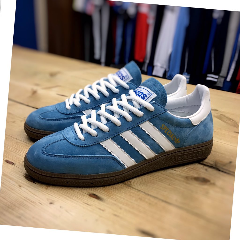 80s Casual Classics on Twitter: "They have landed, Adidas Trainers in Royal/White £65. A popular football casuals trainer! #adidasoriginals https://t.co/x6Rue631VG" / Twitter