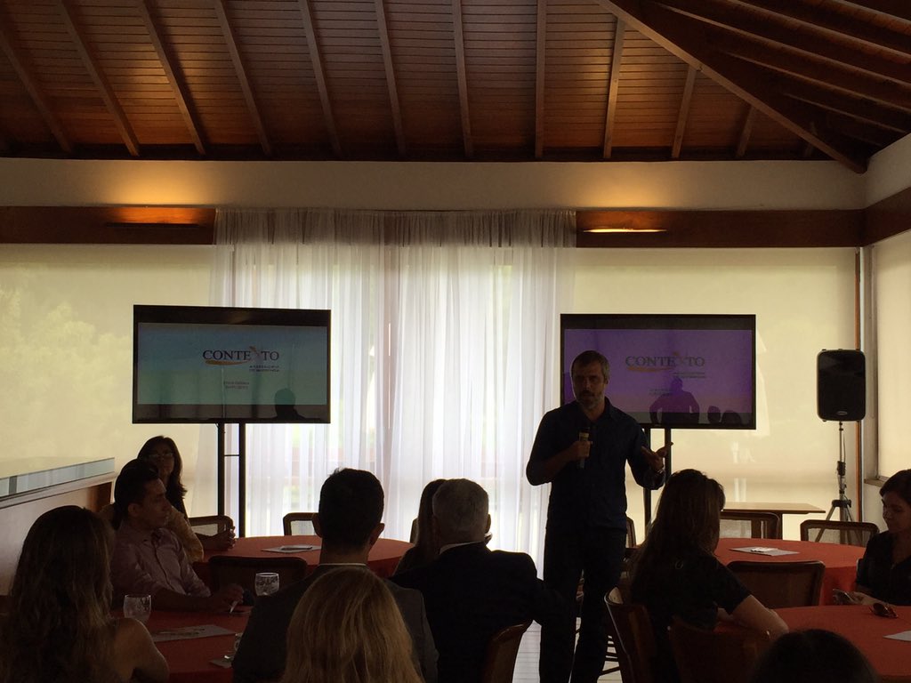 contexto's tweet photo. A Contexto COM - Novas Mídias começou com a palestra do diretor de mídias digitais da rede Globo, Erick Bretas. https://t.co/mdkKb0jQLW