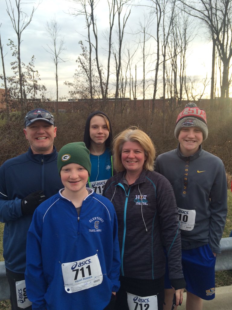 jenha12's tweet photo. Delaware Turkey Trot 5k #runforpi #happythanksgiving https://t.co/6NGKW7V7Tv