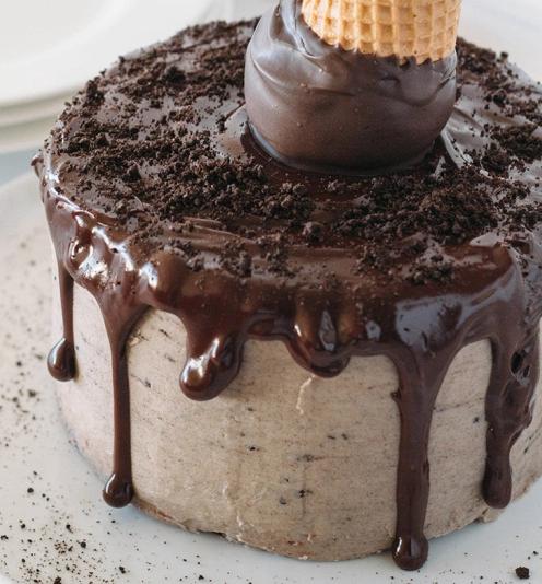 FoodSinner_'s tweet photo. Chocolate ice cream cake... https://t.co/RRqHuDJgNX