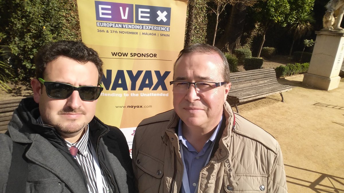nexusmachines's tweet photo. El equipo distribuidor de @ictgroupes en el #EVEX2015 https://t.co/HlMW4ga7cT
