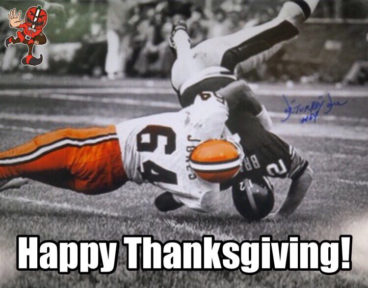 PumpkinNation's tweet photo. Happy 🦃 Day #DawgPound! #HappyThanksgiving #TurkeyJones #GoBrowns 🍗🍽🏈 https://t.co/WOapM0gUjX