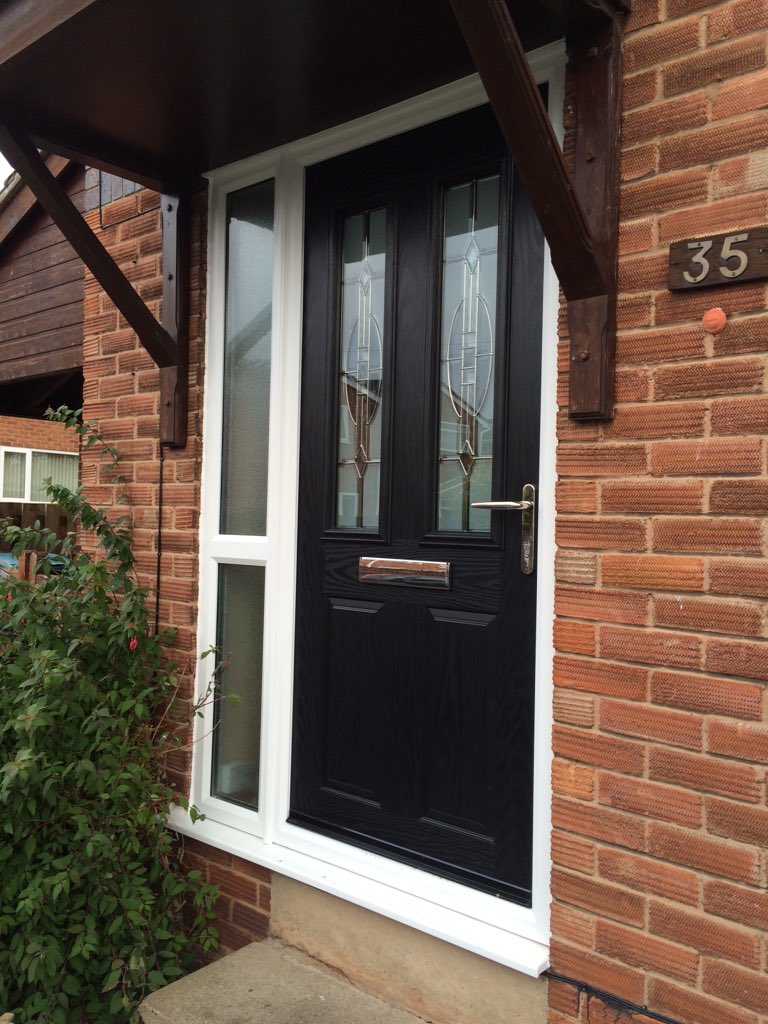 bps_wxm's tweet photo. Fab new door #truedor #greatprices #happycustomer https://t.co/cLMTLZr1wt