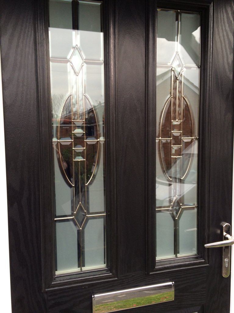 bps_wxm's tweet photo. Fab new door #truedor #greatprices #happycustomer https://t.co/cLMTLZr1wt