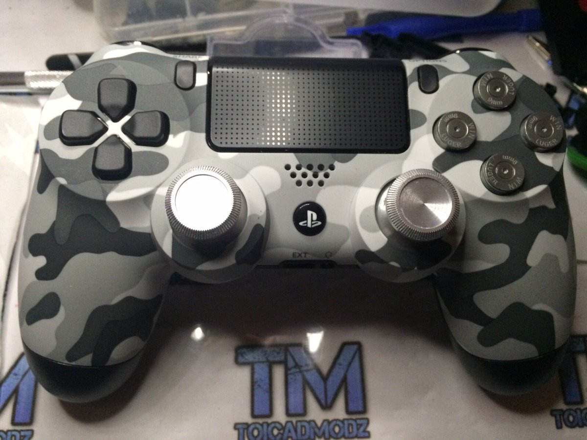 TOicADModz's tweet image. camuflaje urbano con toque de aluminio y titanio