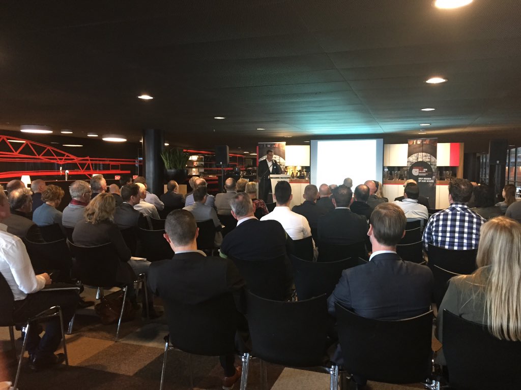 Emergency_Expo's tweet photo. Business Event Emergency Expo in aanloop naar de expo op 5 en 6 april 2016 #EE2016 https://t.co/mSD3TVoelP