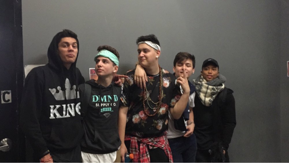 DigiTour's tweet photo. BAES 4 LIFE ✨💙😍 Counting down the days till we reunite at #DigiTourSlaybells ICE!

https://t.co/E9FfBcvpeE https://t.co/FTQfHQaqbp