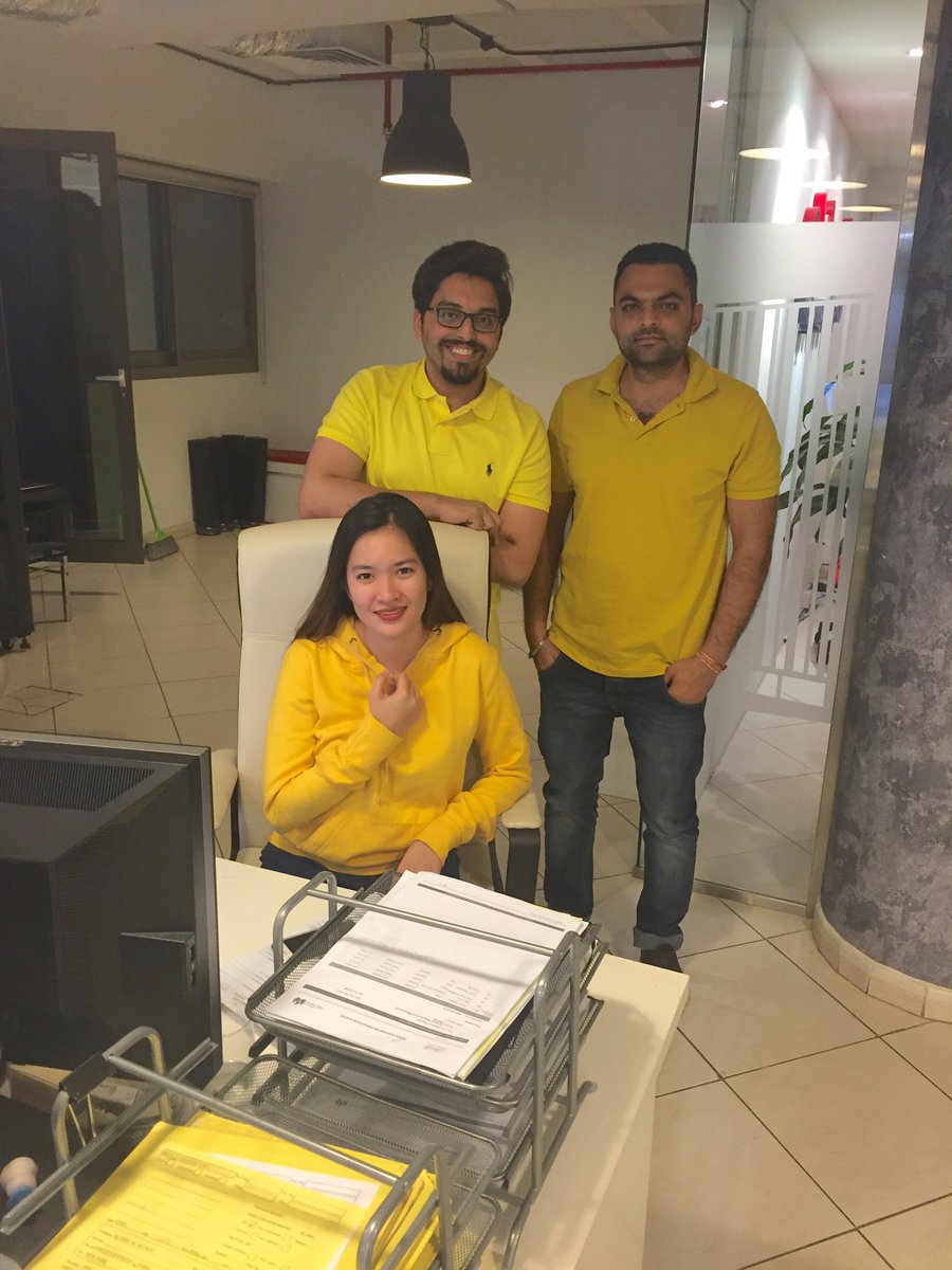 alsharqiline's tweet image. #weatherchanged
#yellowfever
#hellosunshine
#yellowbees