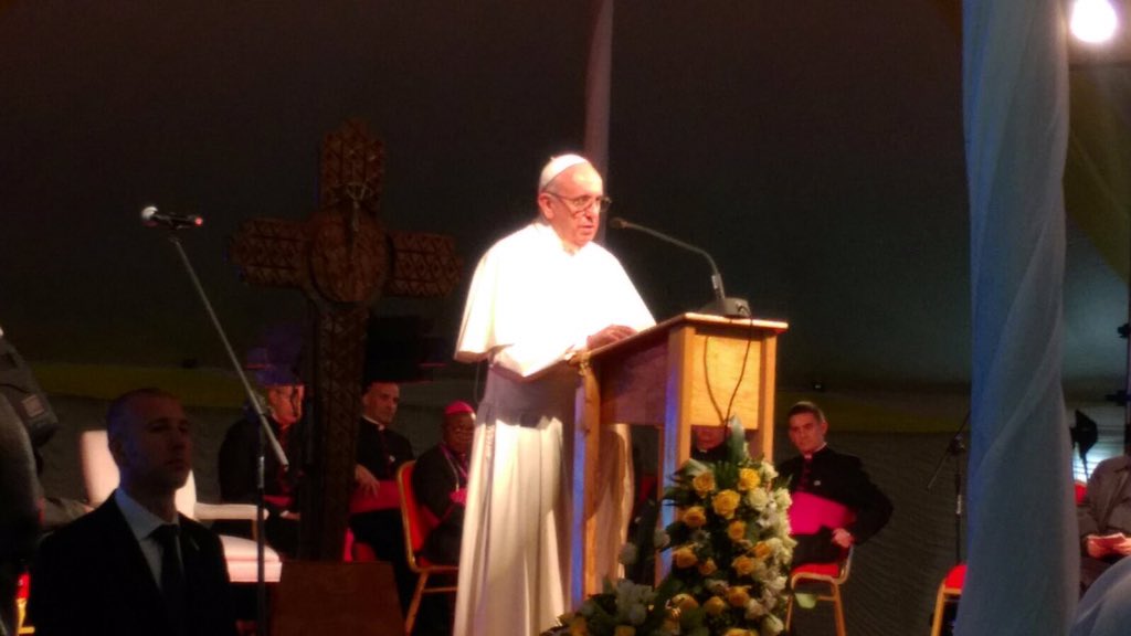 NationAfrica's tweet photo. @Pontifex: "I ask you, please, don't forget to pray for me... Because I need it!" #PopeInKenya https://t.co/ycpWjbWP6y