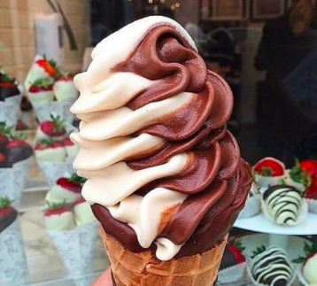 FoodSeIfie's tweet photo. Soft serve every time    https://t.co/ejr9oGu3Q9
