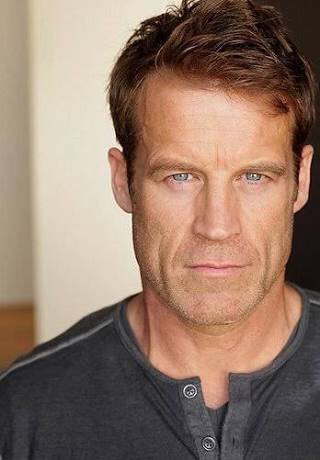 TVSeriesFIL's tweet photo. #FamousInLove Mark Valley (@yesmarkvalley) as Grant Devon https://t.co/3n3gRCvfma